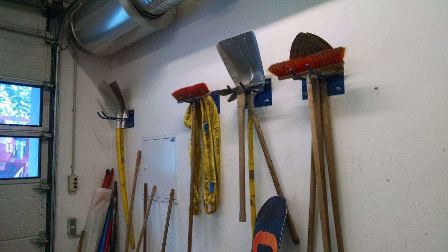 02e-garage_organization_01.jpg